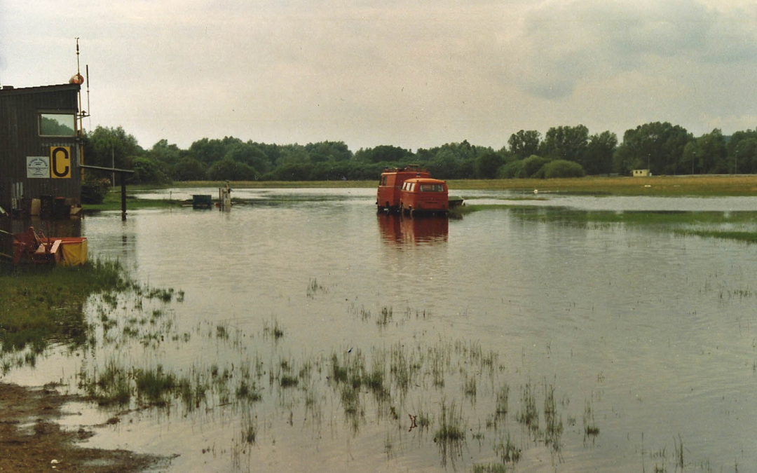 Hochwasser am Flugplatz Konstanz